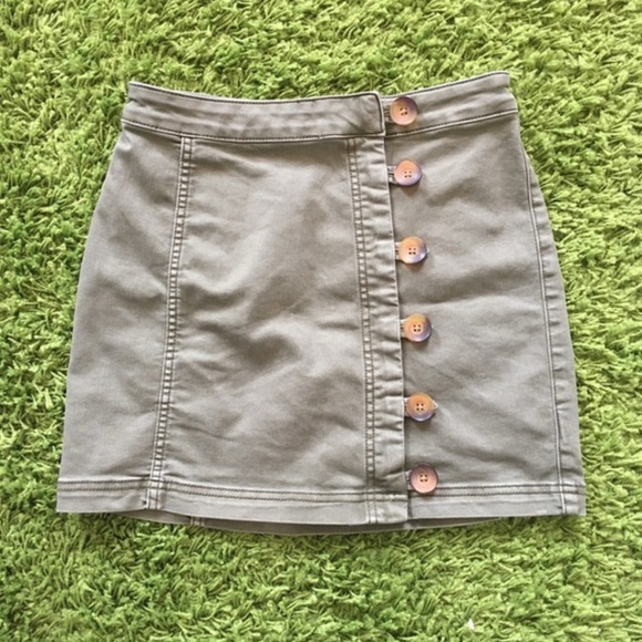 *EUC* Free People / Little Daisies Tortoise Button Down Denim Skirt / Green / 10 - Picture 9 of 10